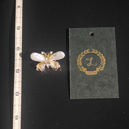 Belle Papillon – Pearl & Champagne Crystal Butterfly Brooch for Dogs | Elegant Couture Accent